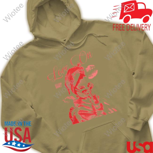 Official Love On Graphic T-Shirt Official Love On Graphic T-Shirt