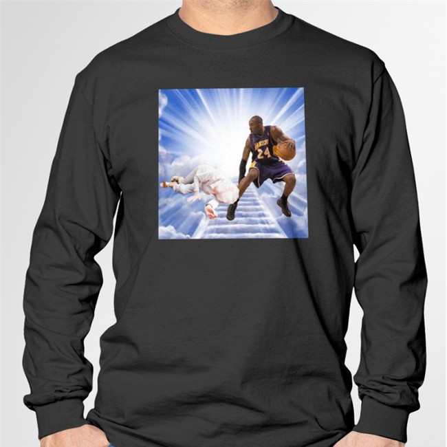 The Queen When She Runs Into Kobe T Shirts Queen Elizabeth