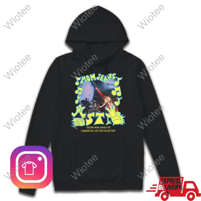 Official Mom Jeans Merch Black Photo T Shirt